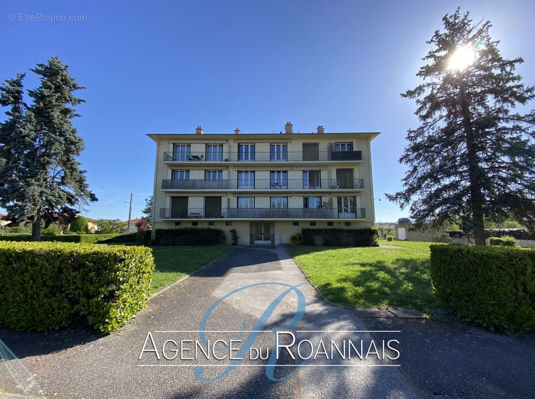 Appartement à LE COTEAU
