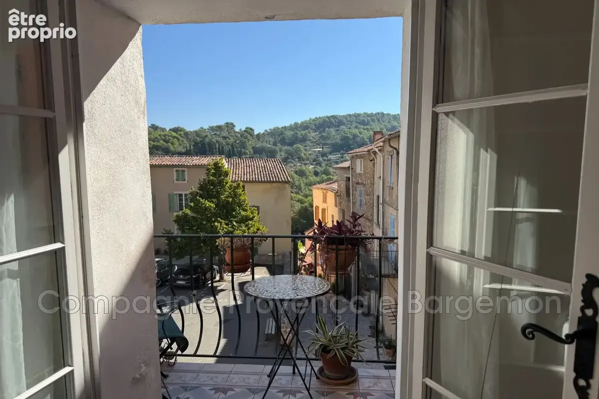 Maison 97 m² à Callas  - photo 8