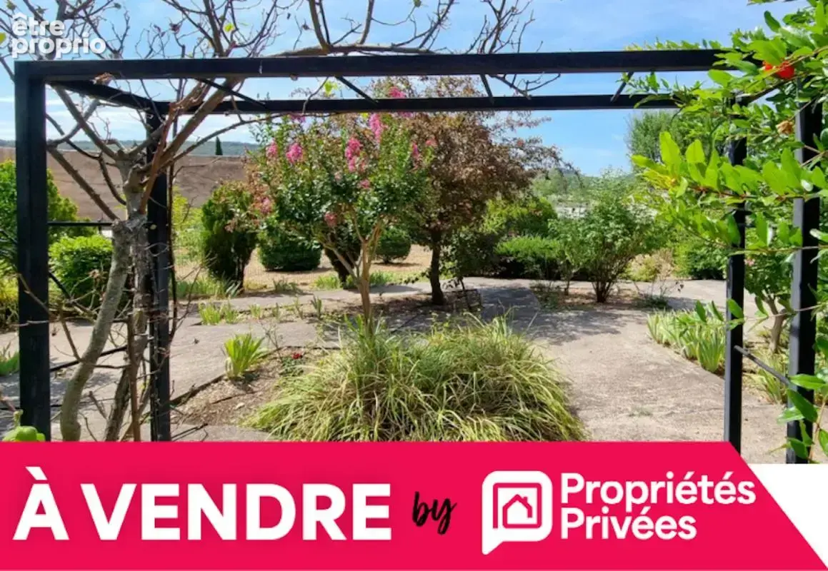 Grande villa de plain pied T5 de 160 M2, sur 1400 M2 de terrain piscinable - photo 6