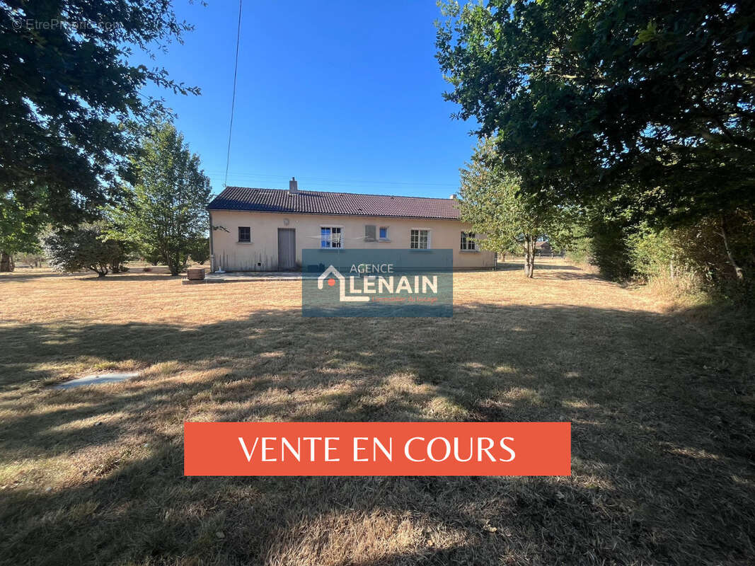 Maison à TREMENTINES
