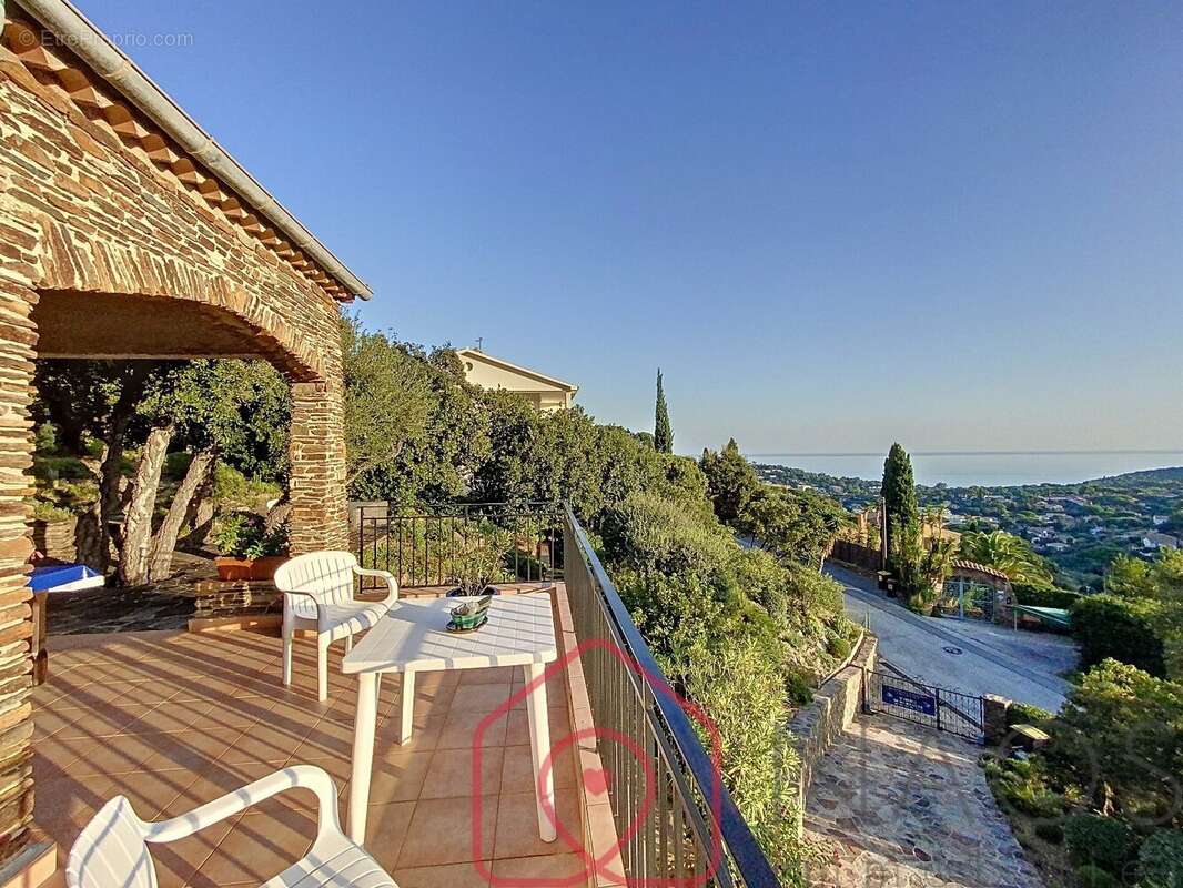 Maison à CAVALAIRE-SUR-MER