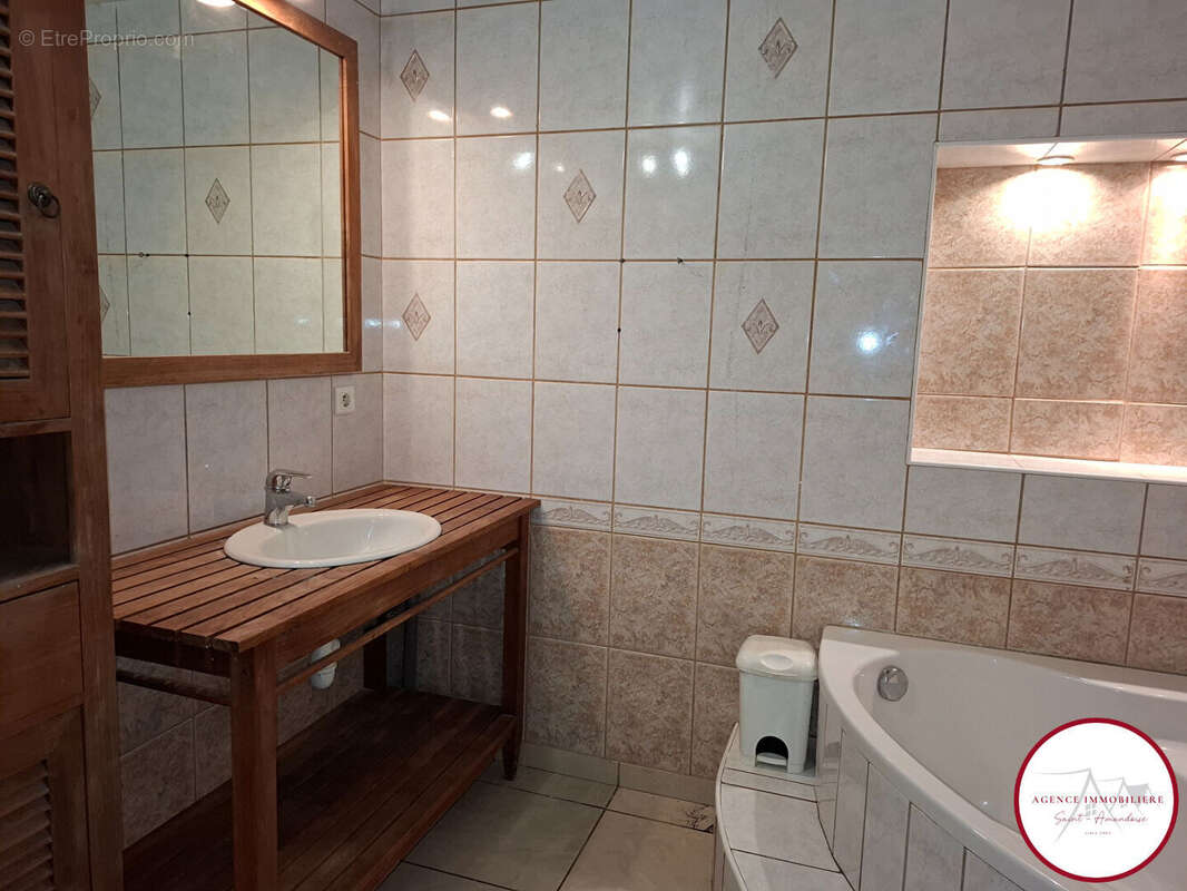 Maison à SAINT-AMAND-MONTROND