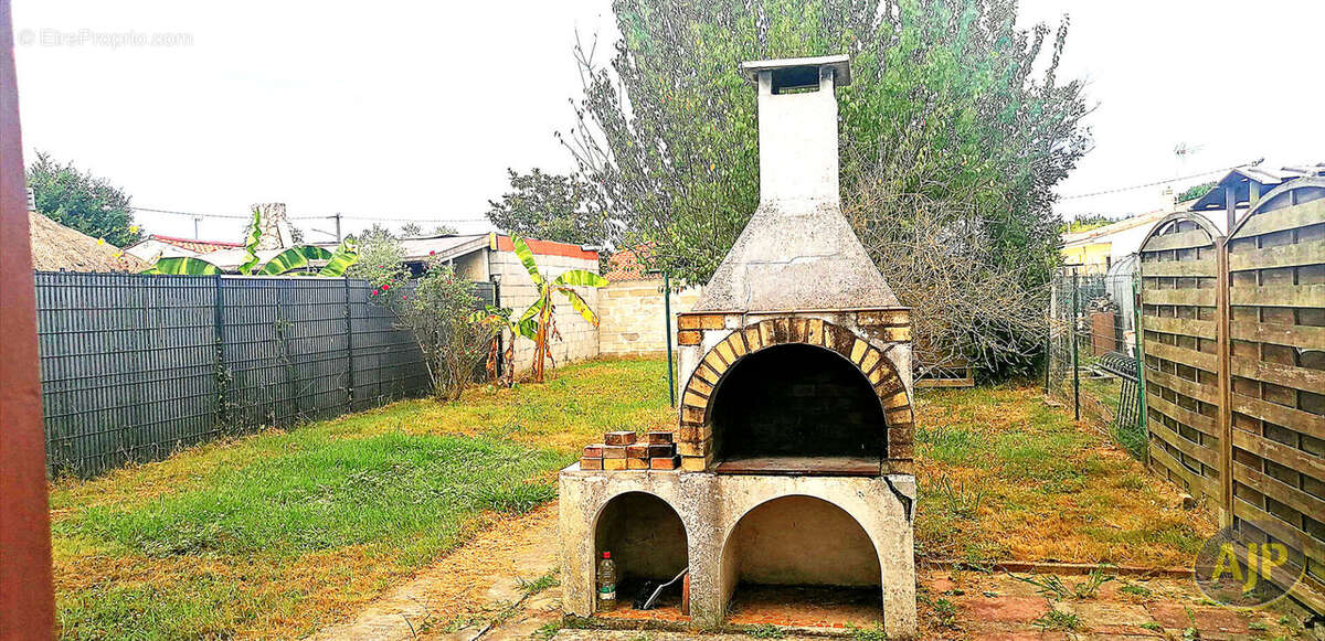 Maison à AMBES