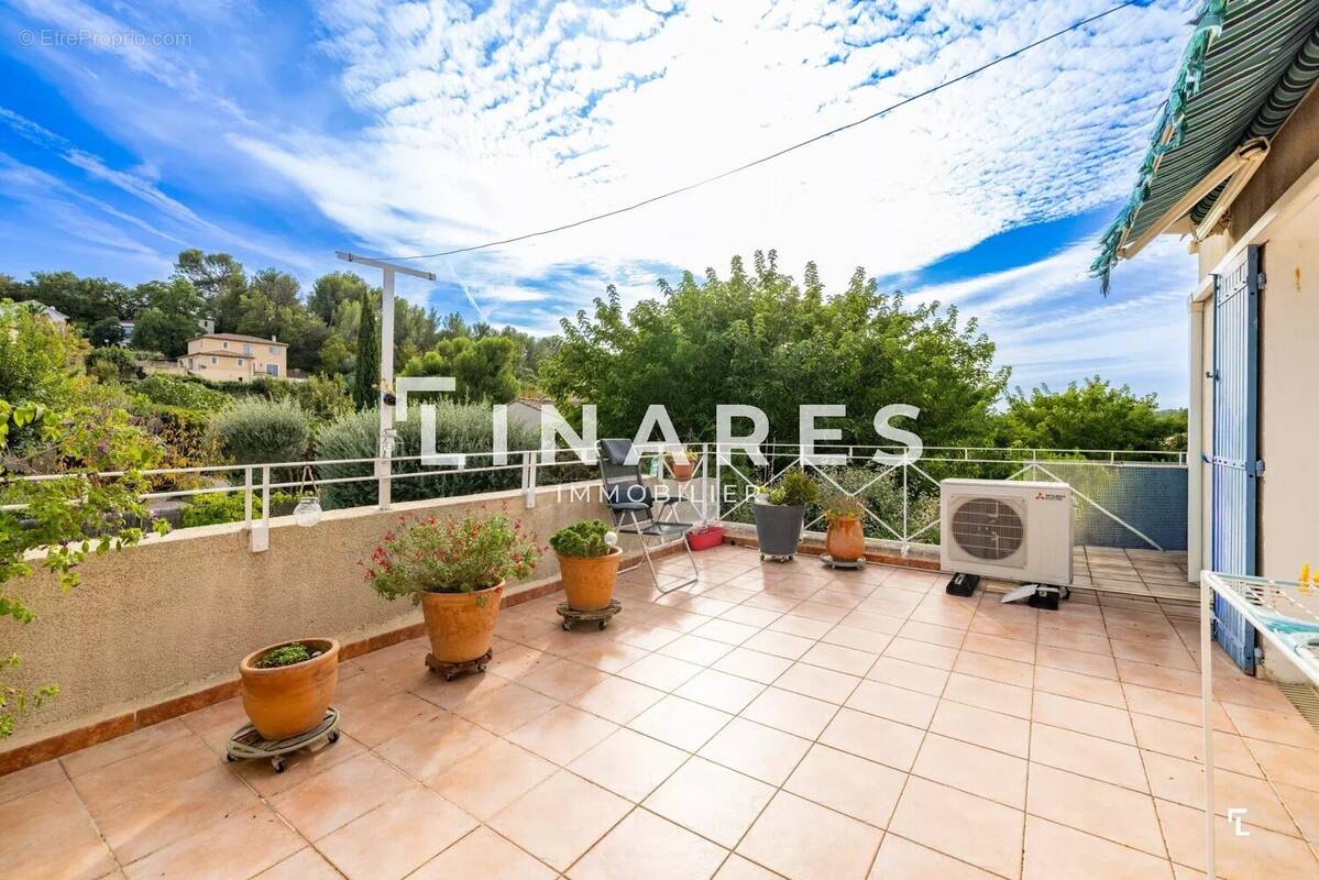 Maison à MARSEILLE-11E