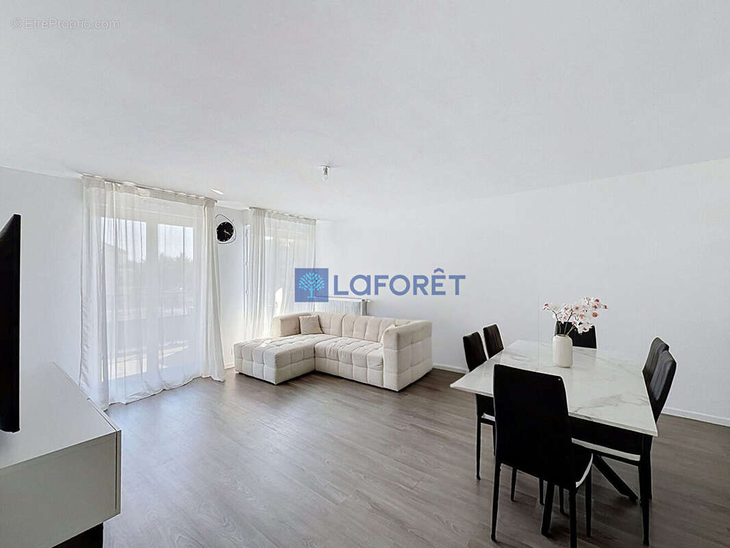 Appartement Saint Pierre Du Perray 3 pièce(s) 61 m2 - photo 3