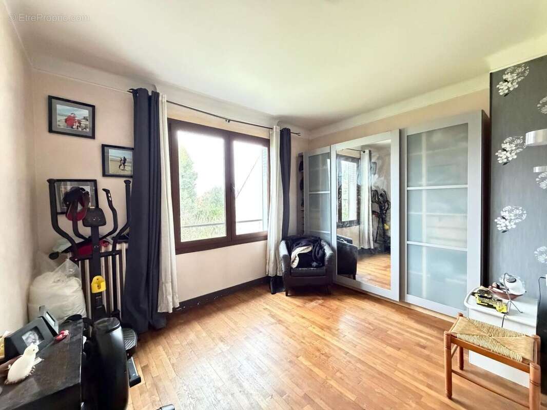 Photo 9 - Maison à RIS-ORANGIS