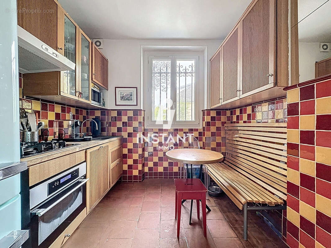 Maison à LE PERREUX-SUR-MARNE