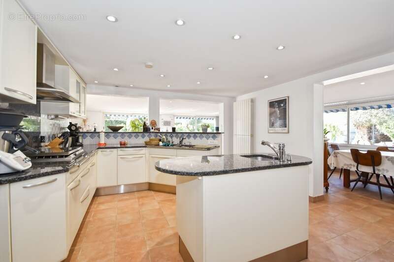 Maison à AIGREFEUILLE-D&#039;AUNIS