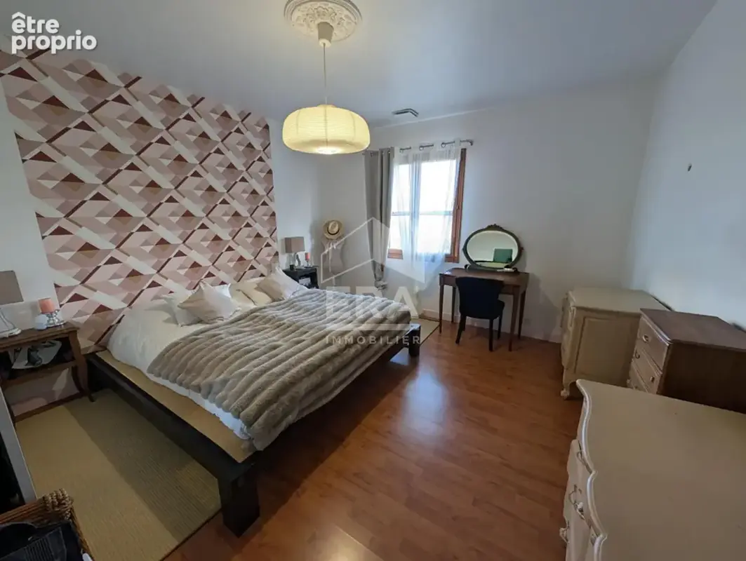 Maison 164m² à montpon-ménestérol - photo 7