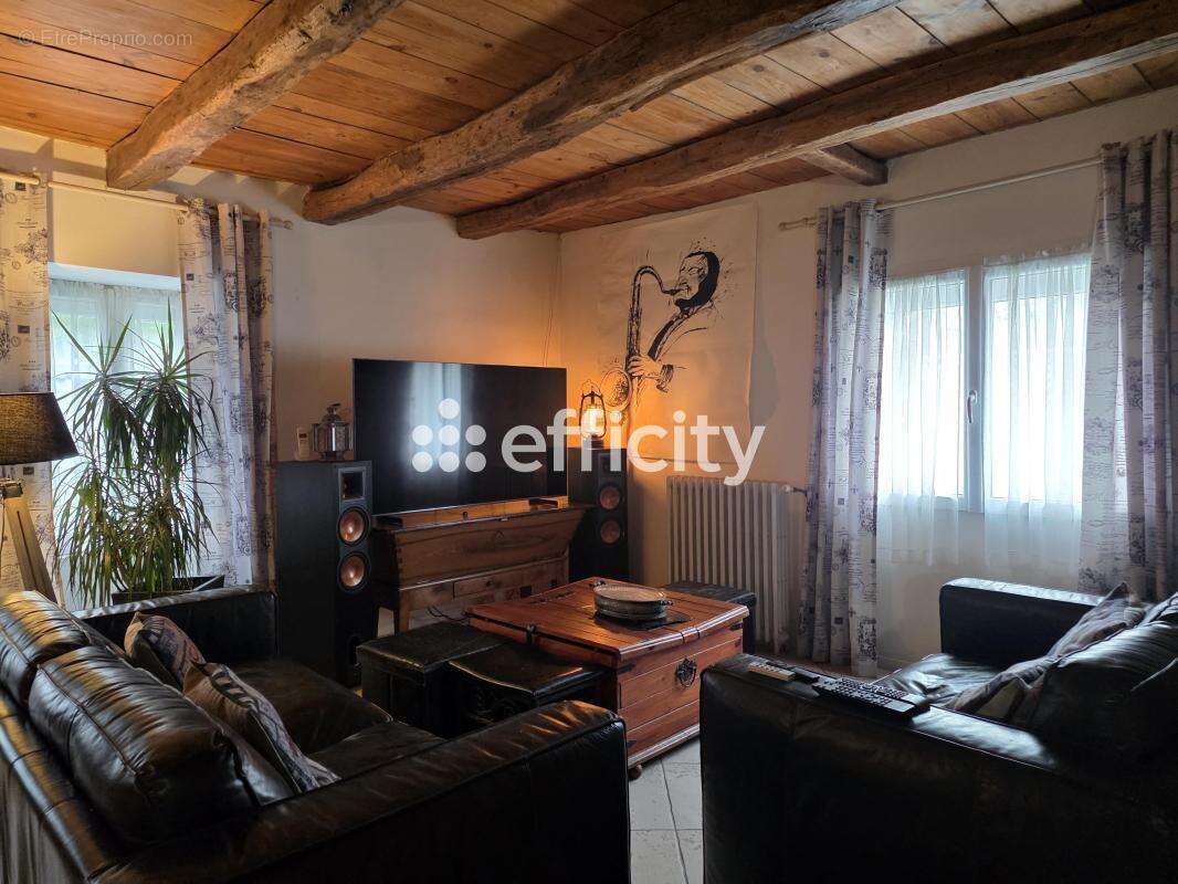 Maison 80 m² à Andilly  - photo 4