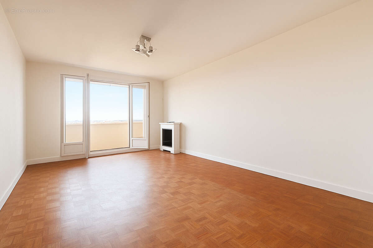 Appartement à CHAMPIGNY-SUR-MARNE