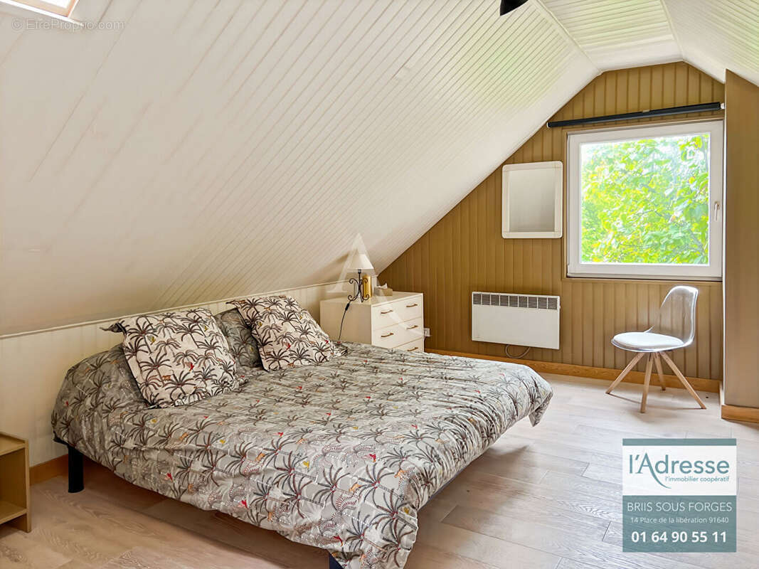 Maison à FONTENAY-LES-BRIIS