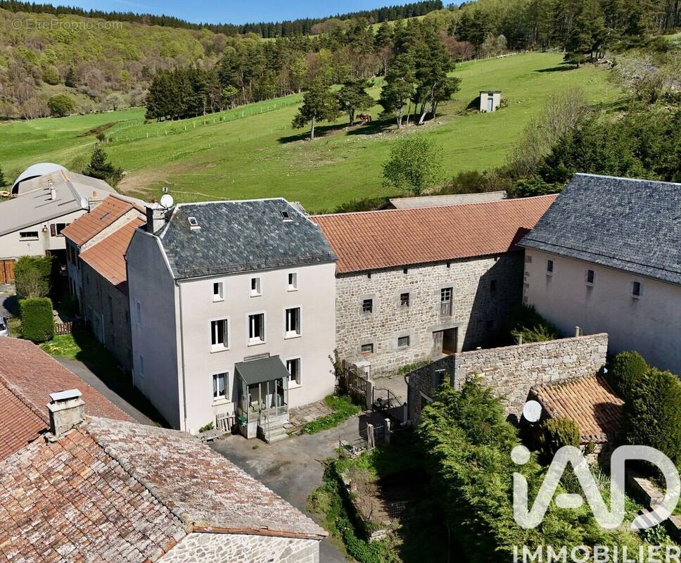 Photo 1 - Maison à PAULHAC-EN-MARGERIDE