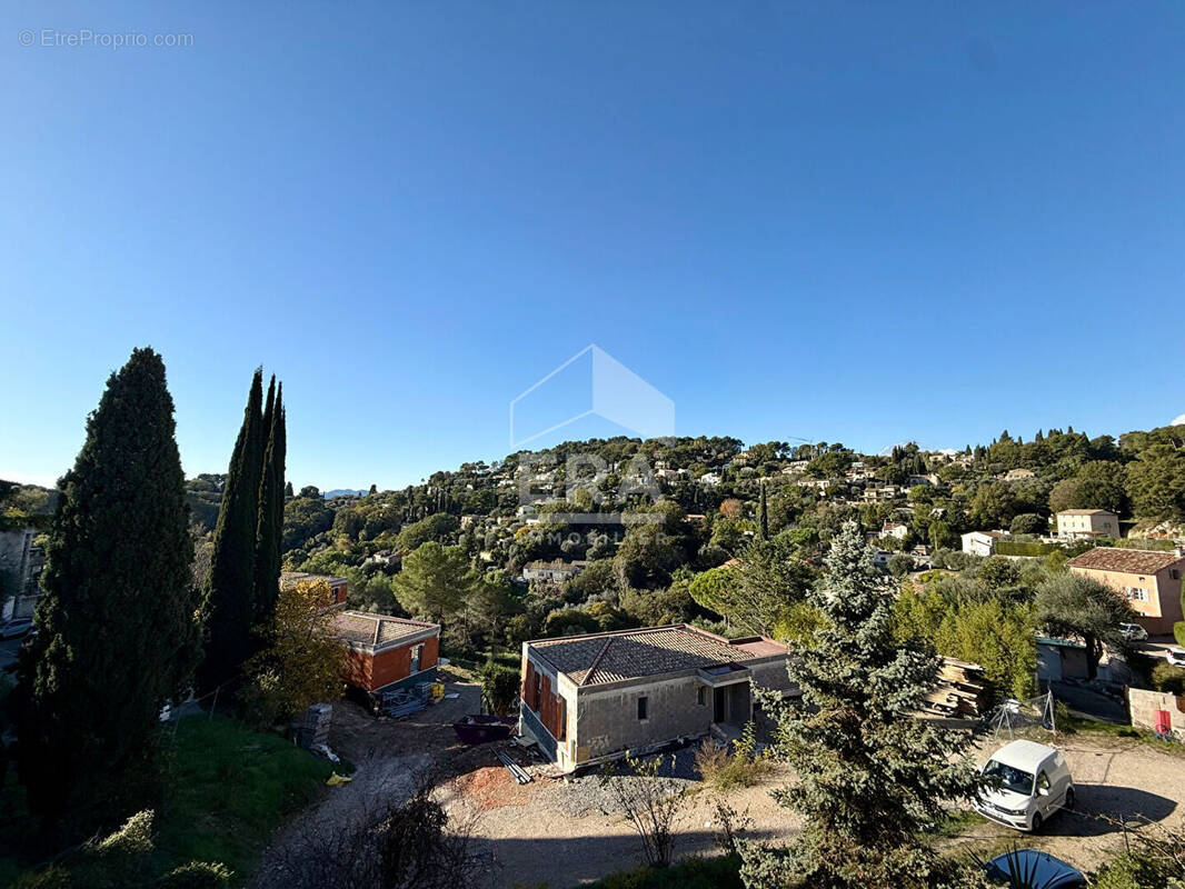 Autre à MOUGINS