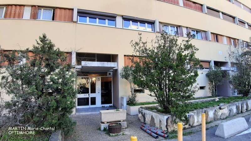 Appartement à MARSEILLE-15E