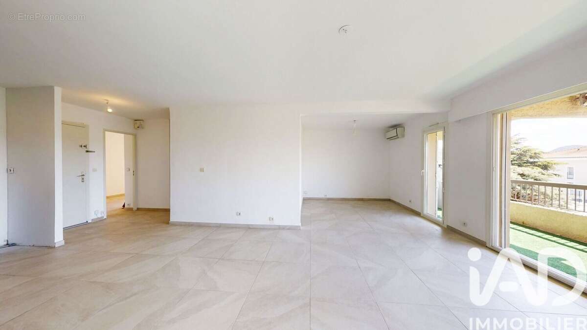Photo 2 - Appartement à SIX-FOURS-LES-PLAGES