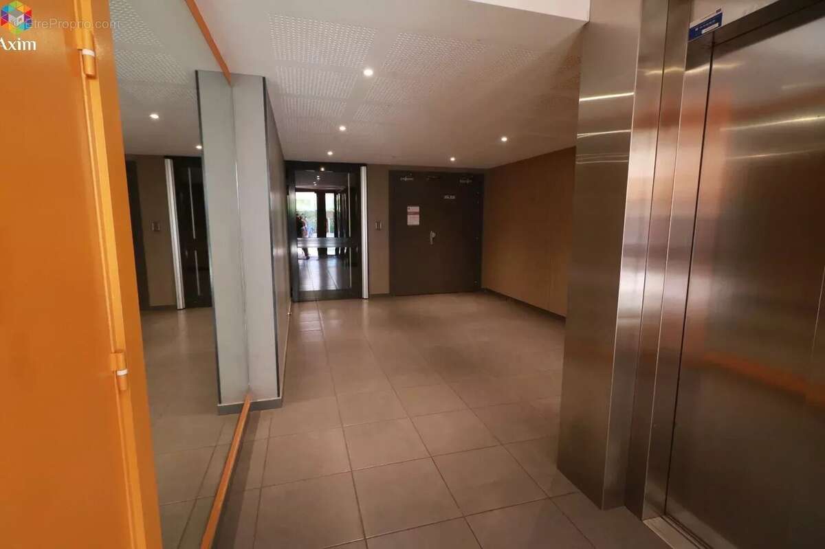 Appartement à FREJUS
