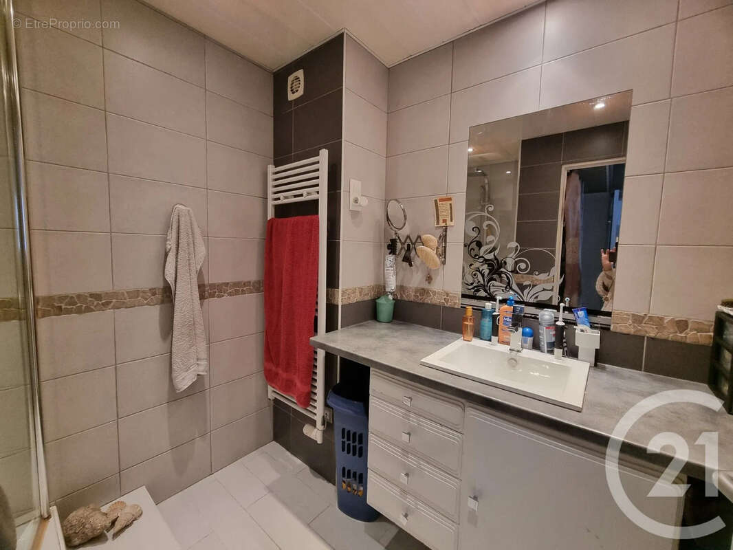 Appartement à ROQUEBRUNE-CAP-MARTIN