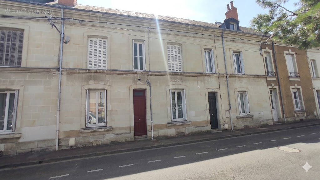 Maison à CHATELLERAULT