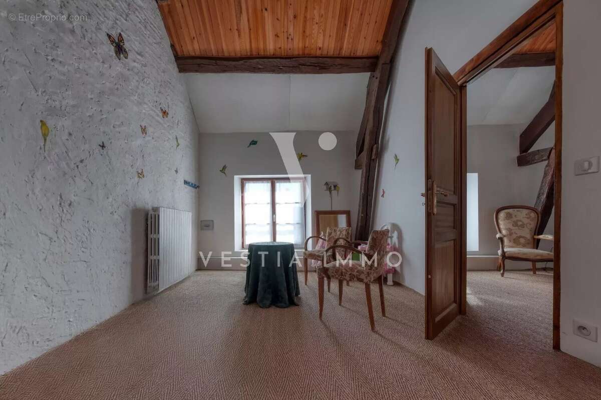 Commerce à PRUNAY-EN-YVELINES