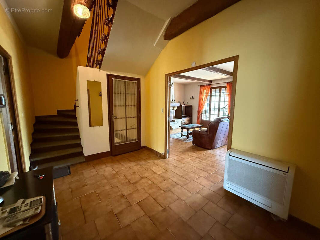 Maison à MONTAGNAC