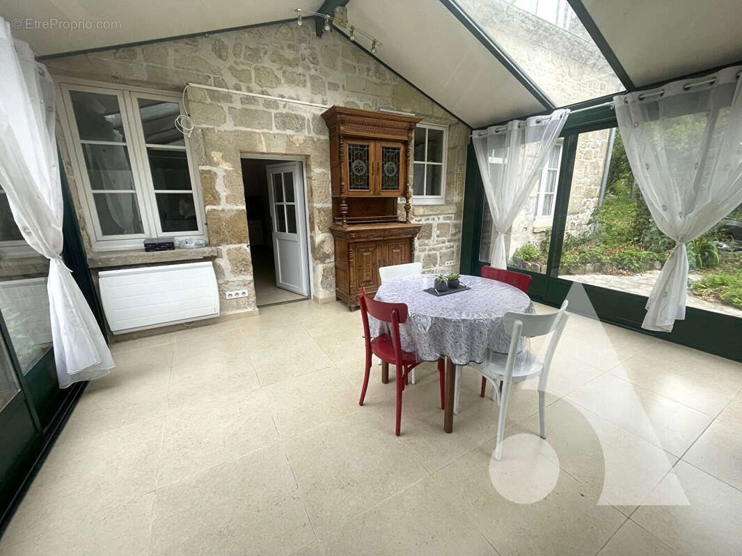 Maison à CREPY-EN-VALOIS