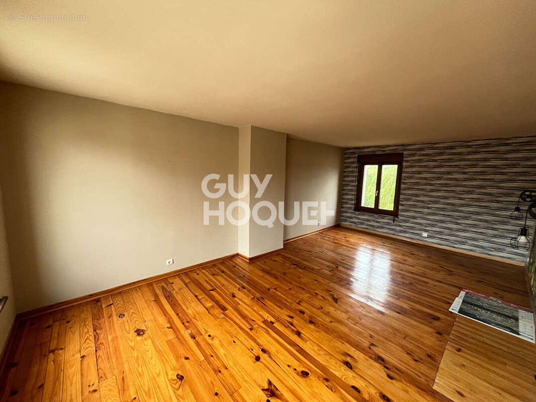 Maison 215 m² à Fere-En-Tardenois  - photo 8