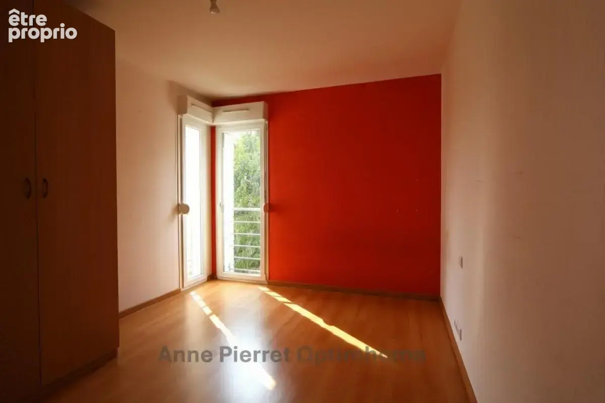 À VENDRE – Grande maison de plain-pied de 224 m² habitable (4 chambres) avec vue exceptionnelle sur forêt et plaine à Vaux-devan - photo 28