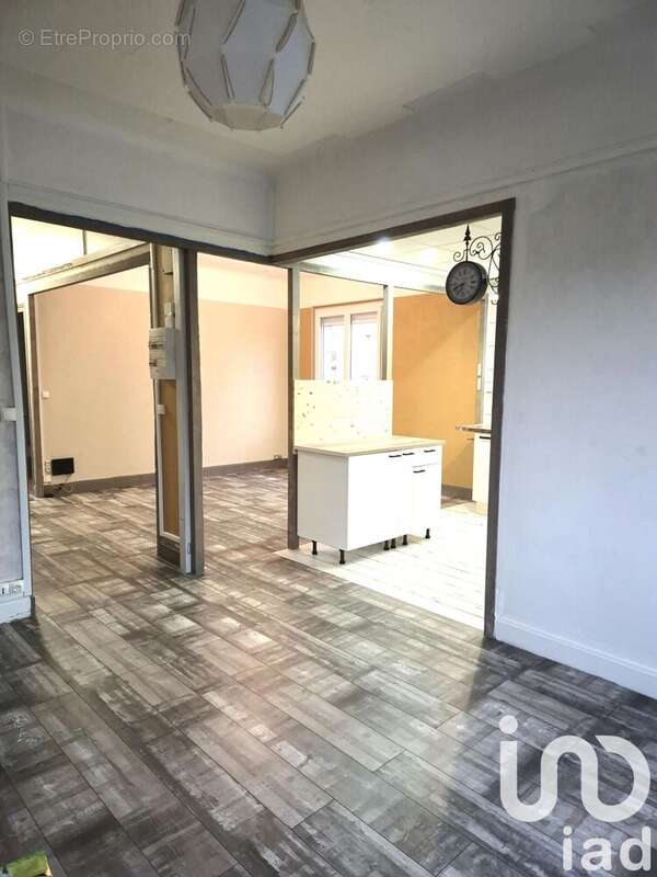 Photo 5 - Appartement à BELLERIVE-SUR-ALLIER