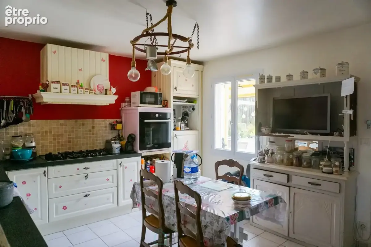 Charmante villa contemporaine au coeur d'un écrin de verdure. - photo 17
