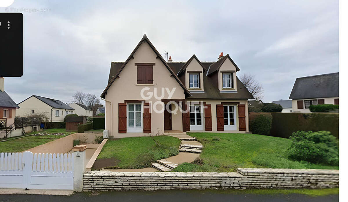 Maison à LA MEMBROLLE-SUR-CHOISILLE