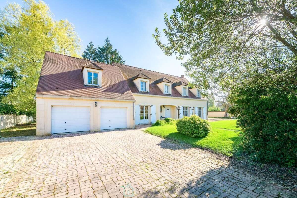 Maison à CHAILLY-EN-BIERE