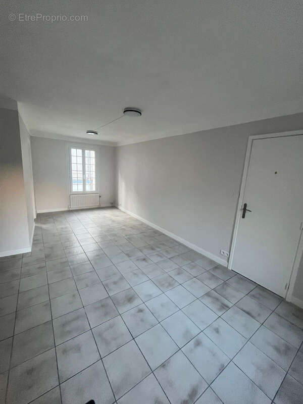 Appartement + local commercial centre-ville Redon - photo 2