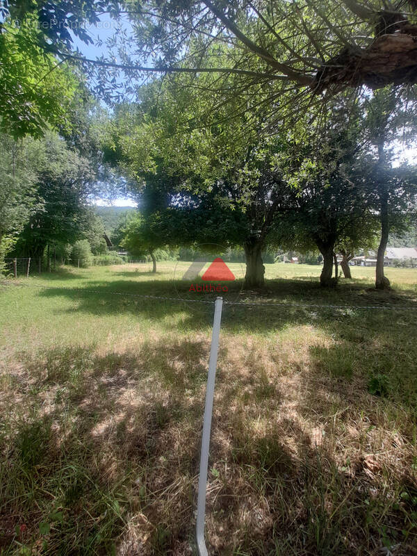 Terrain à CHABOTTES