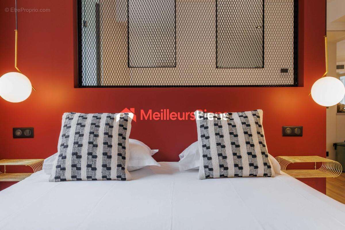 Commerce à PARIS-10E