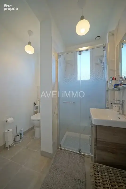 Maison avec grenier et dépendance aménageables - photo 12