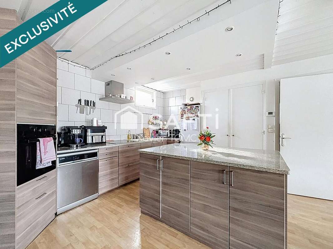 Appartement 115 m² à Roost-Warendin  - photo 2