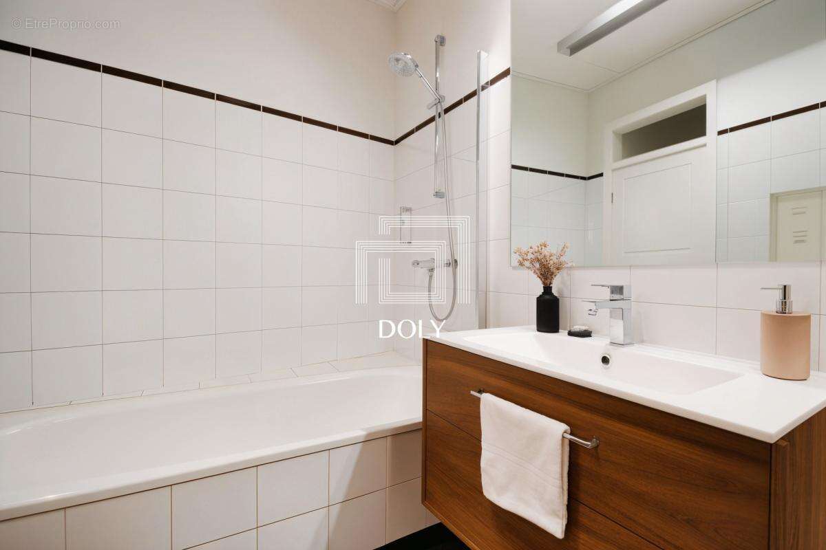 Appartement à CLICHY