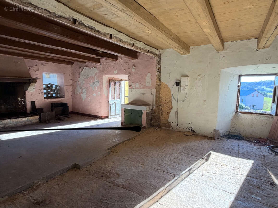 Maison à LE MASSEGROS