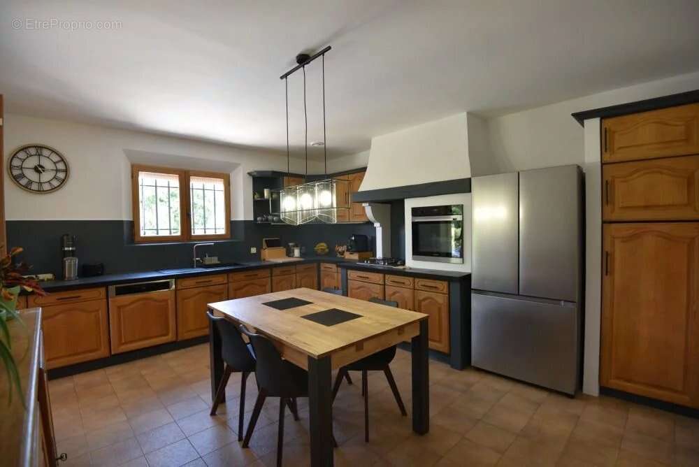 Maison à FAYENCE