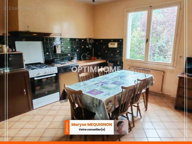 Maison à CELLES-SUR-DUROLLE