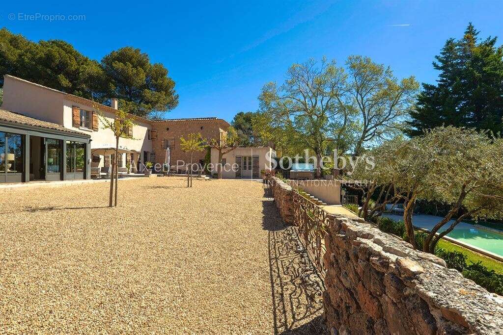 Maison à AIX-EN-PROVENCE
