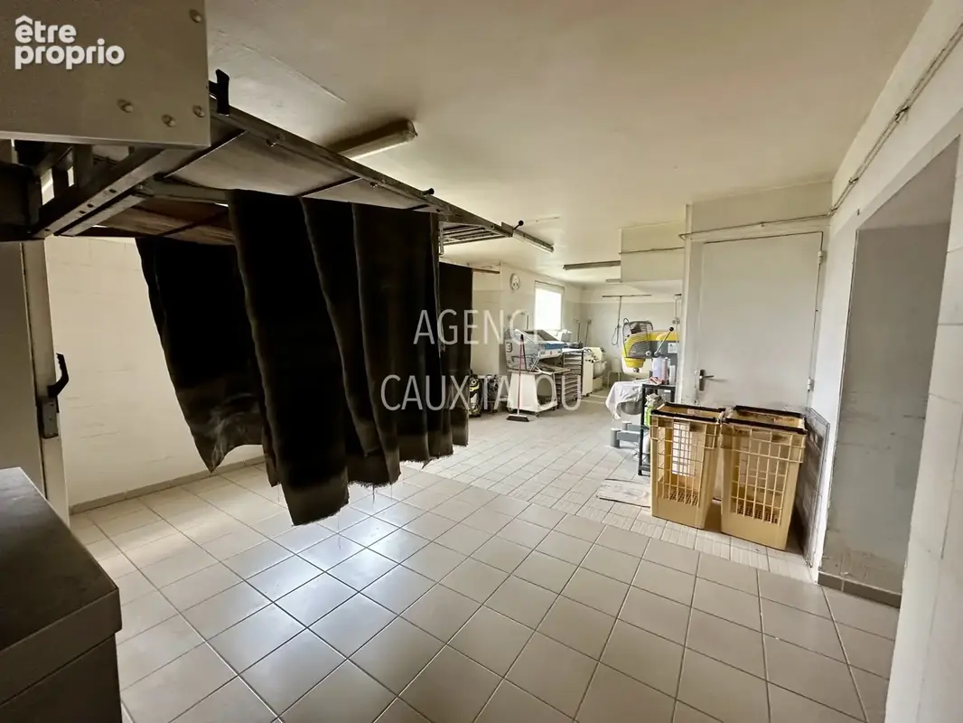 Fresnoy-folny   boulangerie + habitation + batiments - photo 5