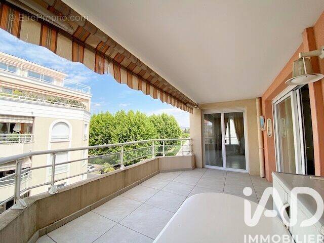 Photo 1 - Appartement à SAINT-RAPHAEL