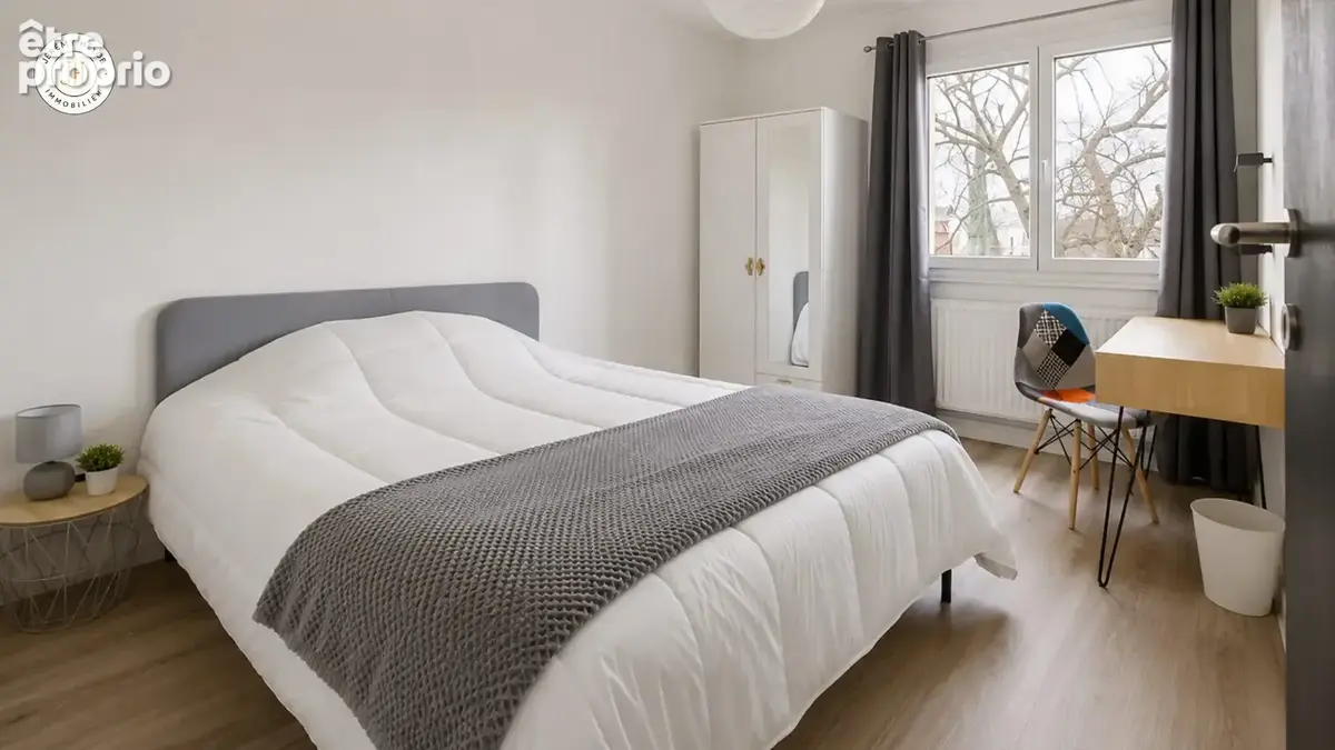 Appartement 83 m² à Saint-Priest  - photo 4