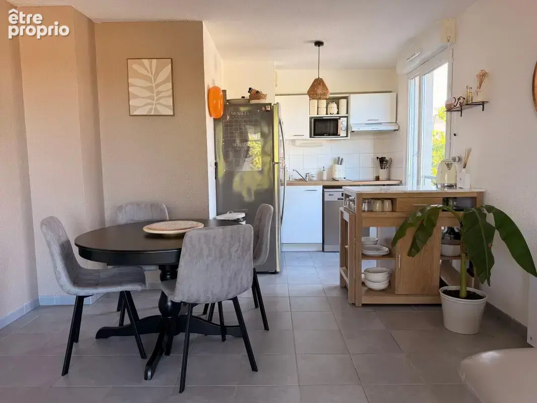 Appartement T3 - Parking - Balcon couvert - photo 2