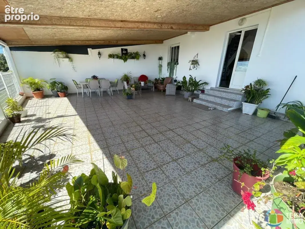 FABIEN TEKA IMMO vous propose à la vente une maison F4 mitoyenne située à Sainte Marie dans le quartier de Beaumont, ile de la R - photo 16
