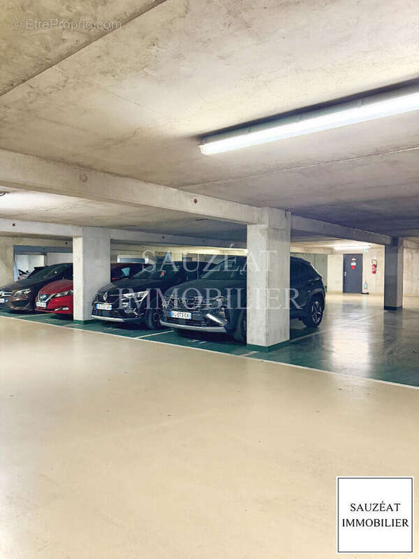 Appartement à MONTROUGE