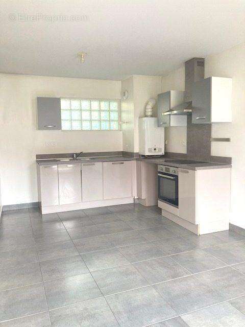 Appartement 39 m² à Chassieu  - photo 4