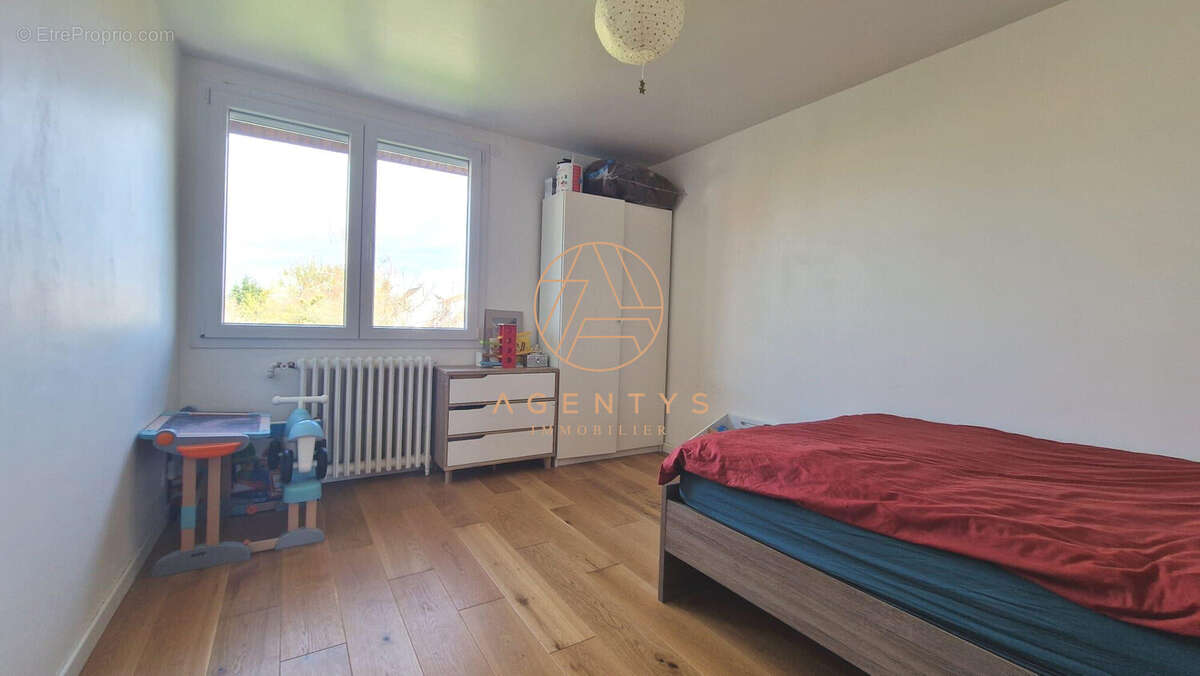 Maison à CHAMPIGNY-SUR-MARNE